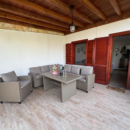 Villino Veronica Porto Columbu - Perd'E Sali Extérieur photo